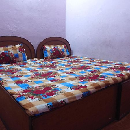 Darshan Namaste Hotel & Lodge Bhairāhawā Buitenkant foto